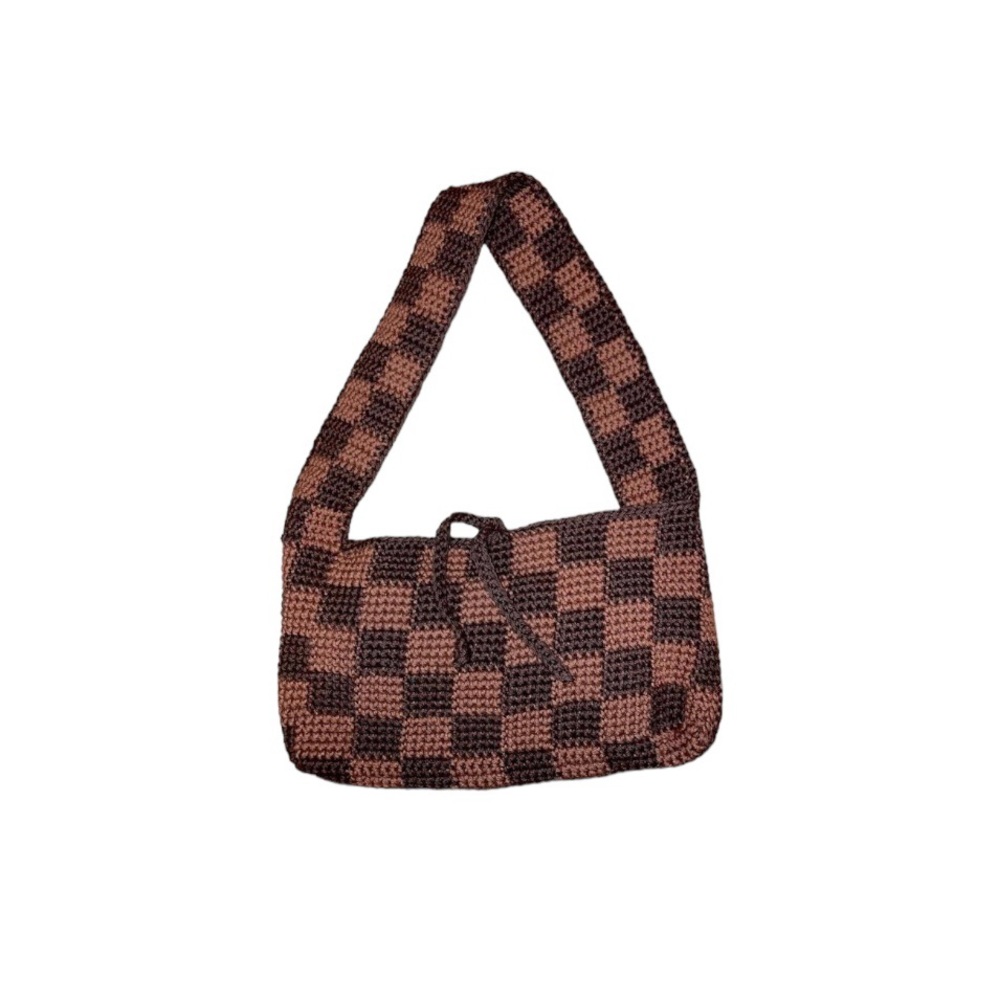 Crochet shoulder bag